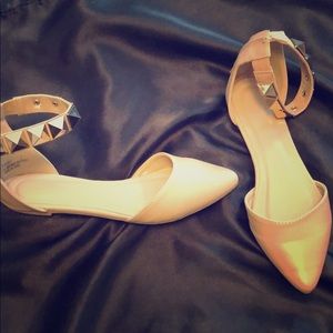 Nude flats with ankle cuffs